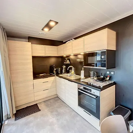 Chalet De Standing Avec Piscine Chauffee, A Deux Pas De La Plage - 6 Couchages, Terrasse Privee - Fr-1-361-530 *