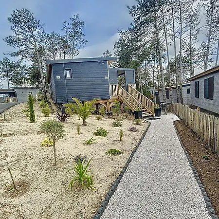 Chalet De Standing Avec Piscine Chauffee, A Deux Pas De La Plage - 6 Couchages, Terrasse Privee - Fr-1-361-530 Chalet *