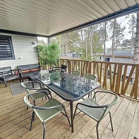 Chalet De Standing Avec Piscine Chauffee, A Deux Pas De La Plage - 6 Couchages, Terrasse Privee - Fr-1-361-530 Chalet